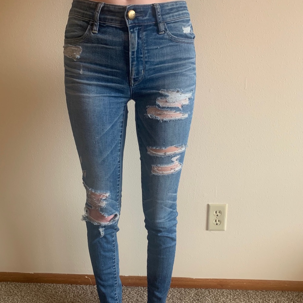 American Eagle ripped skinny jeans